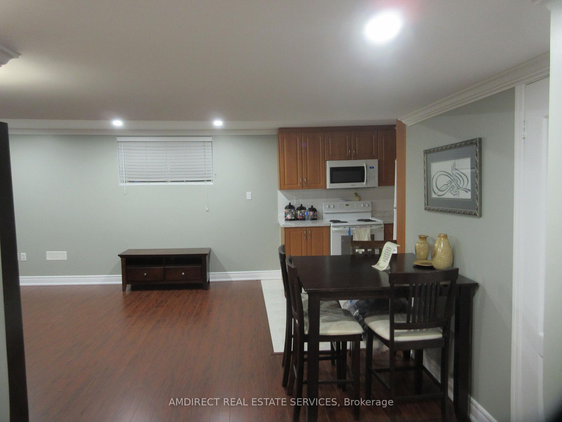 Photo 6 of 52 Gallview Lane, Brampton, Bram East — HOMEH