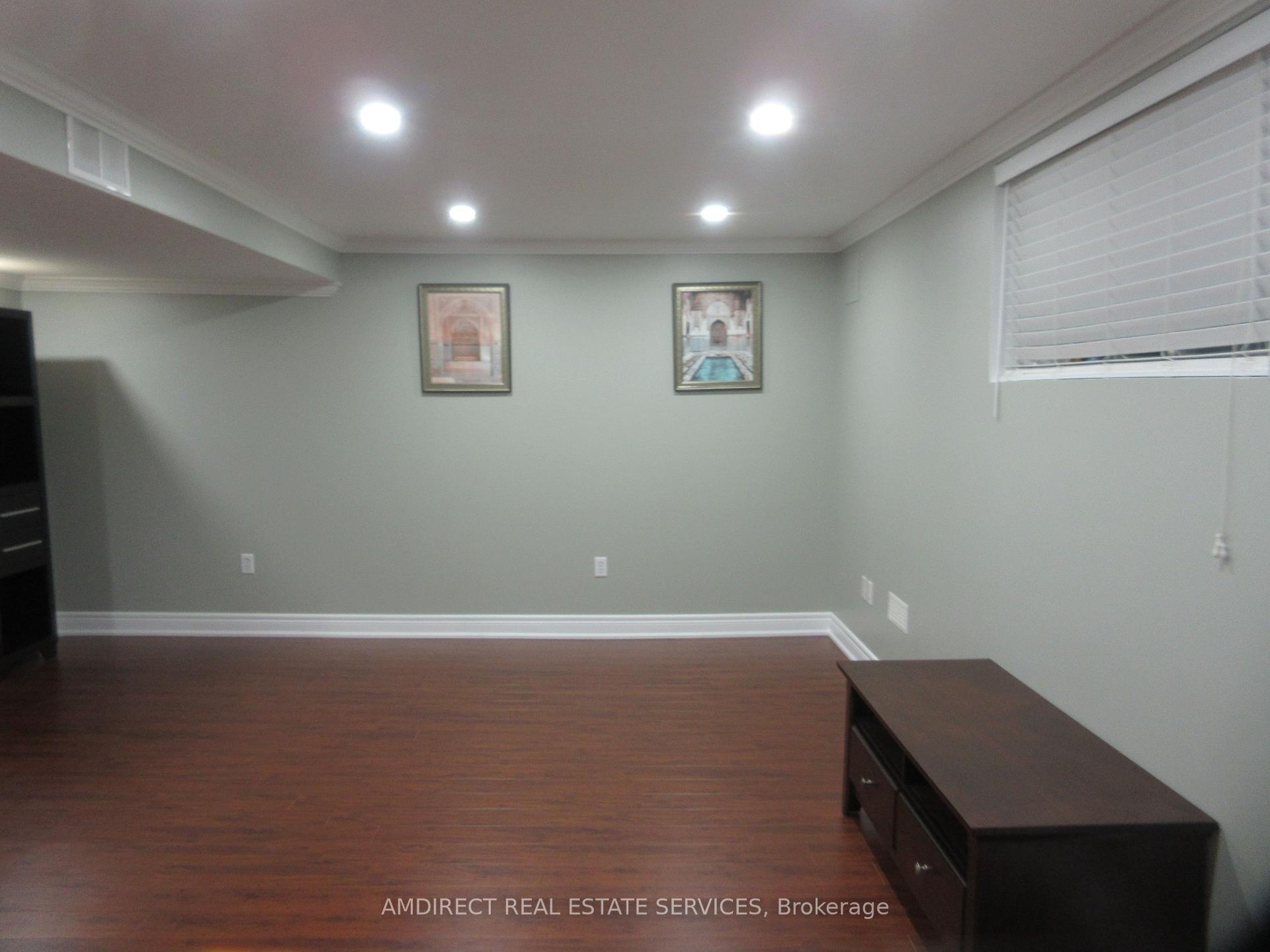 Photo 8 of 52 Gallview Lane, Brampton, Bram East — HOMEH