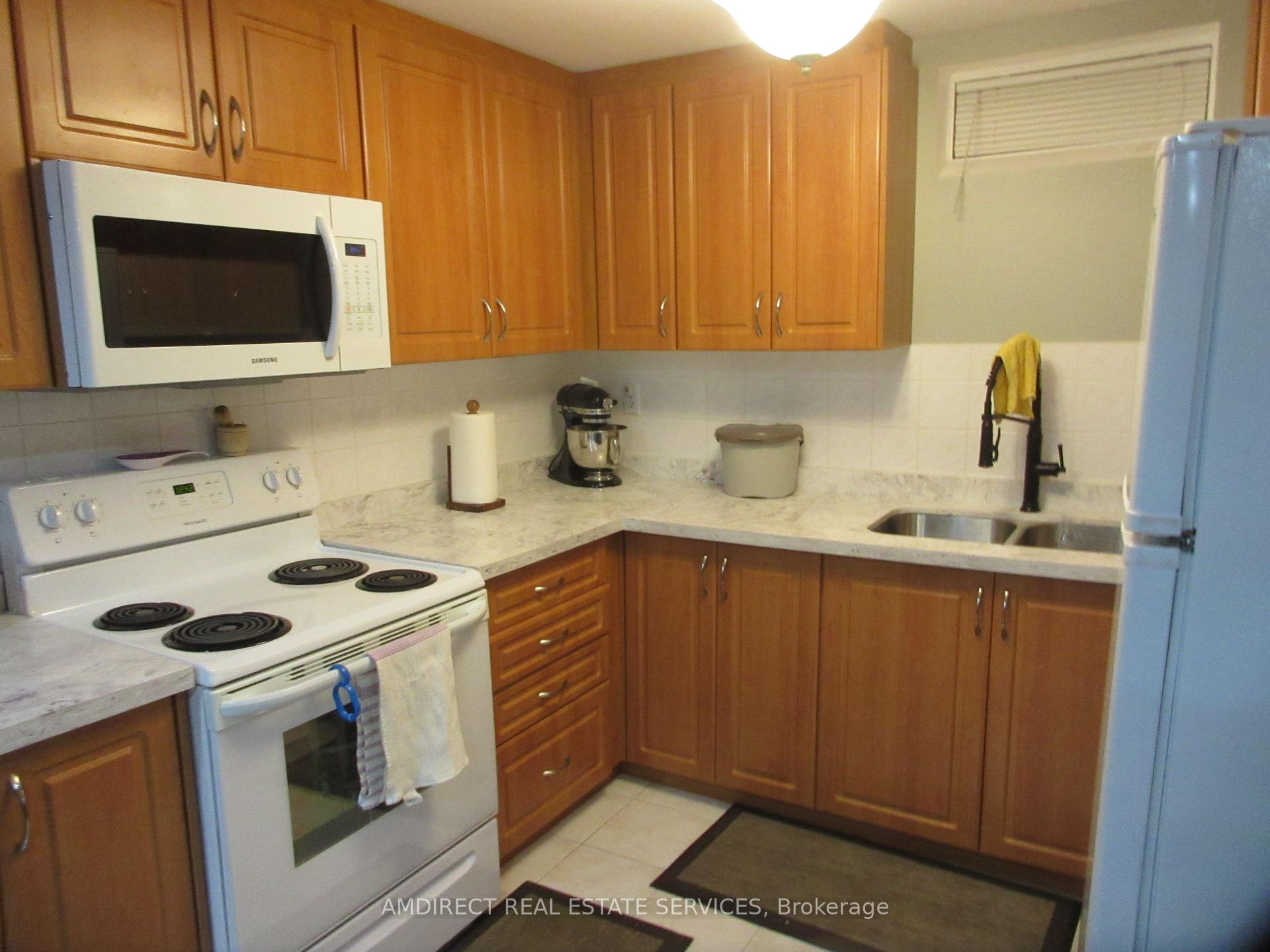 Photo 11 of 52 Gallview Lane, Brampton, Bram East — HOMEH
