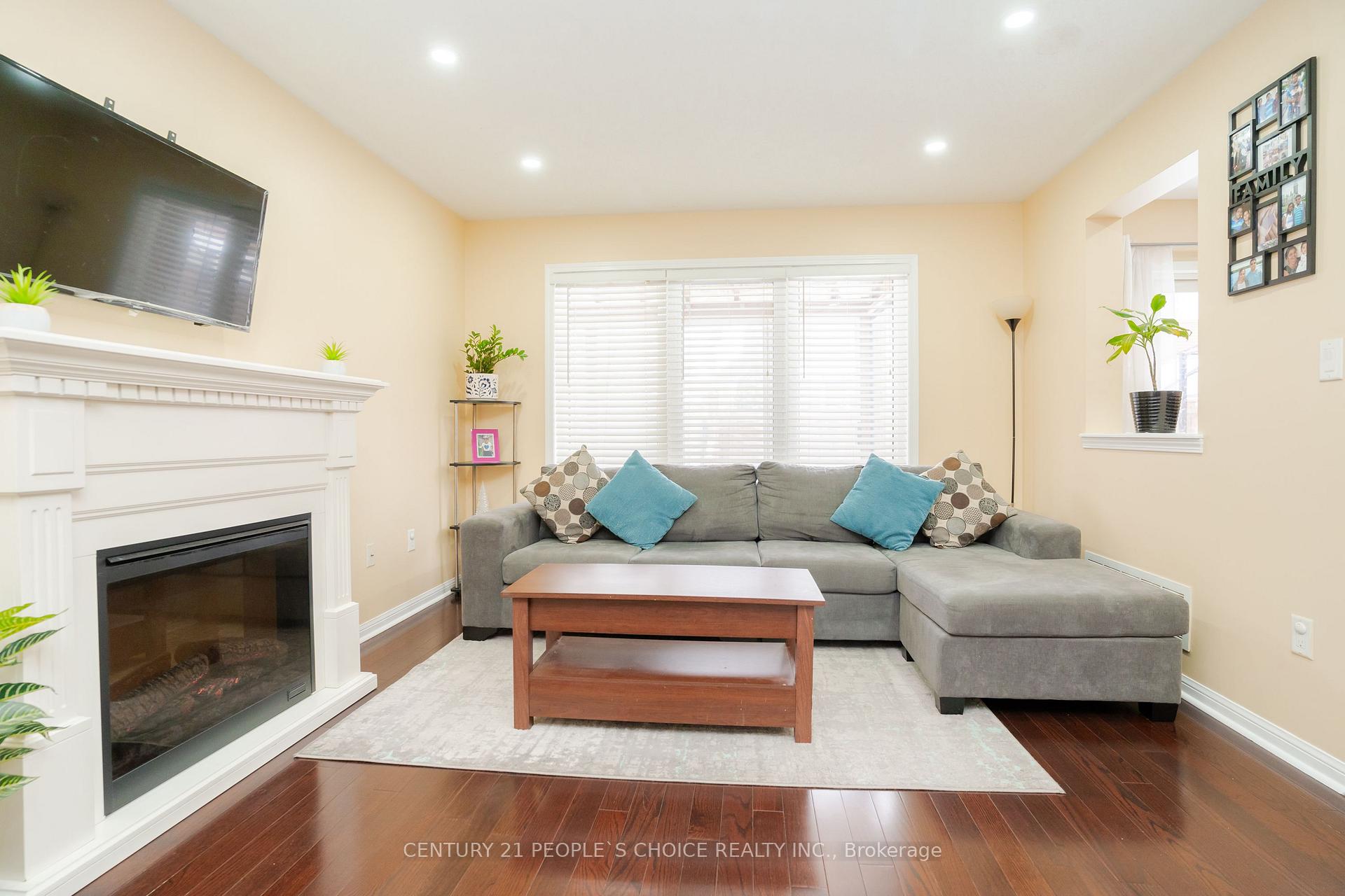 Photo 8 of Unit Upper, 10 Clenston Road, Brampton, Northwest Brampton — HOMEH