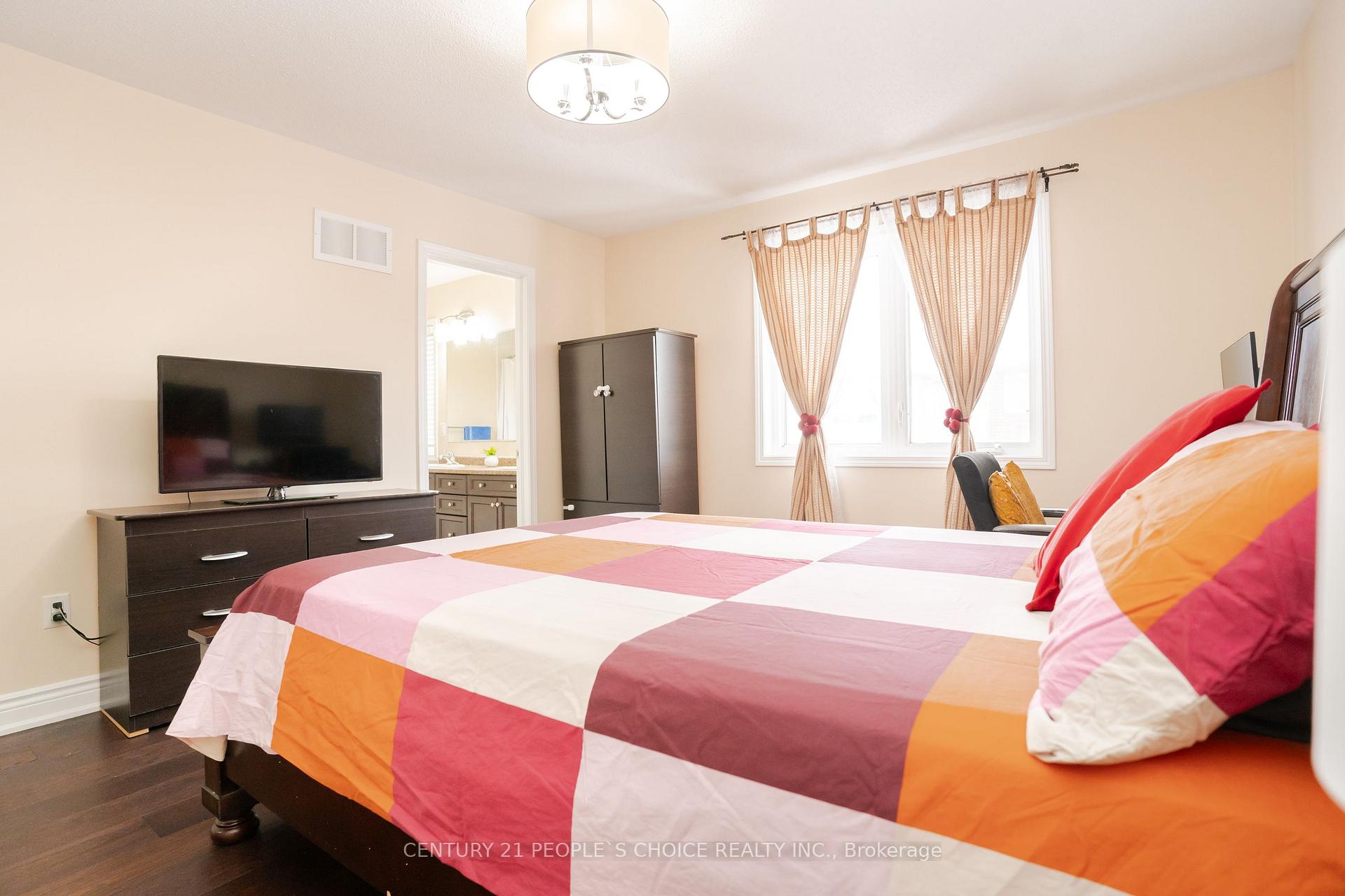 Photo 24 of Unit Upper, 10 Clenston Road, Brampton, Northwest Brampton — HOMEH