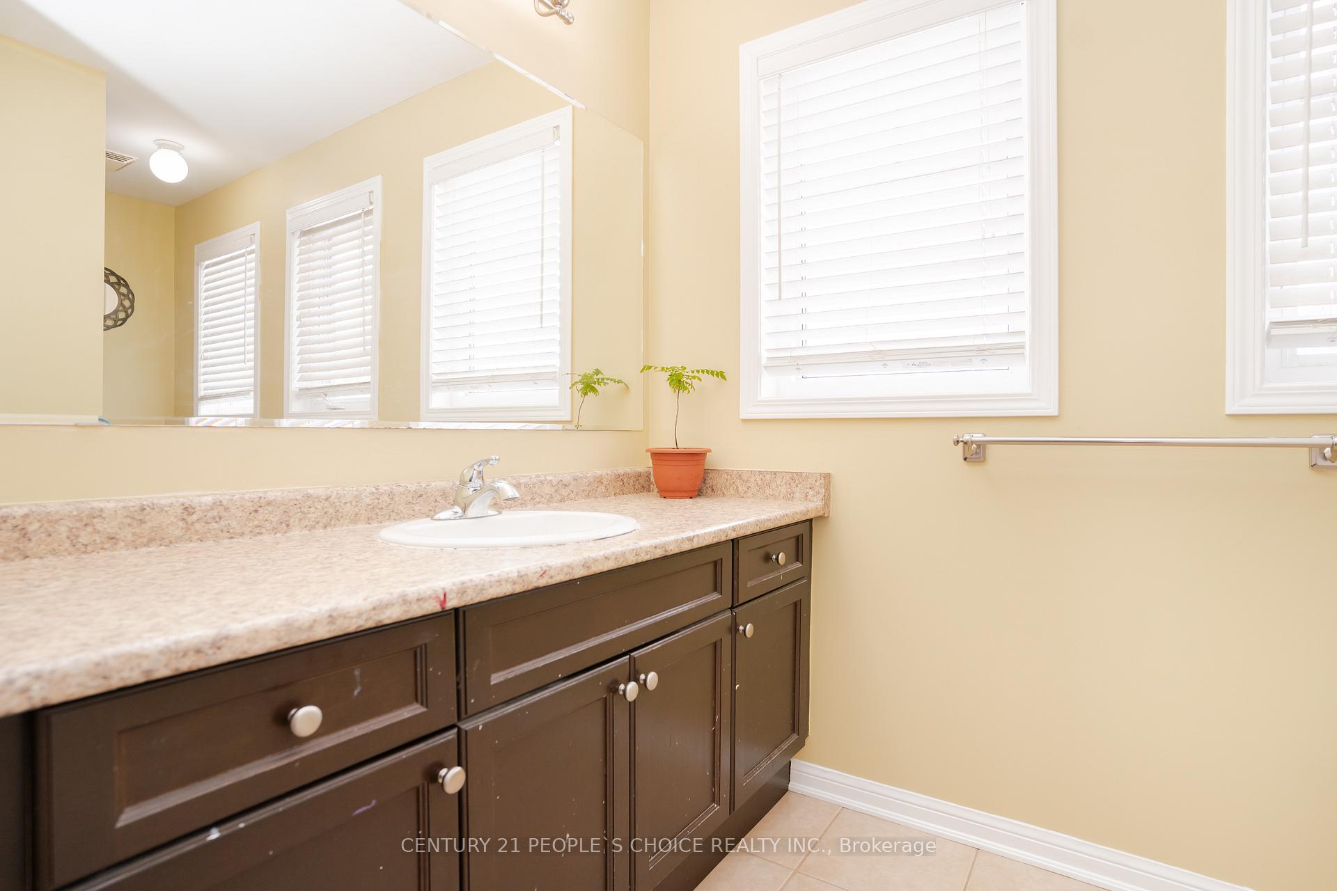 Photo 29 of Unit Upper, 10 Clenston Road, Brampton, Northwest Brampton — HOMEH
