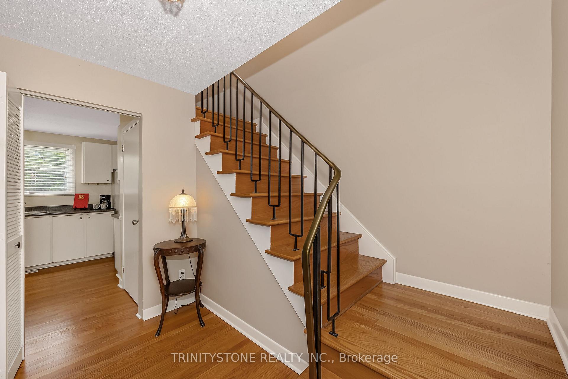 Photo 19 of 7 Pulford Crescent, Ottawa, Bayshore — HOMEH