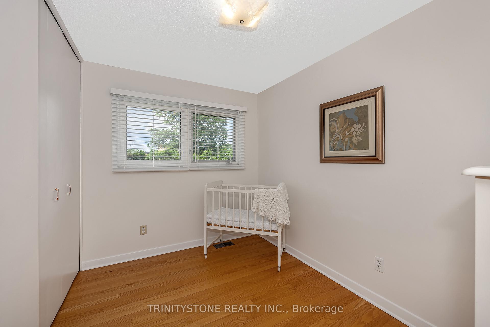 Photo 31 of 7 Pulford Crescent, Ottawa, Bayshore — HOMEH
