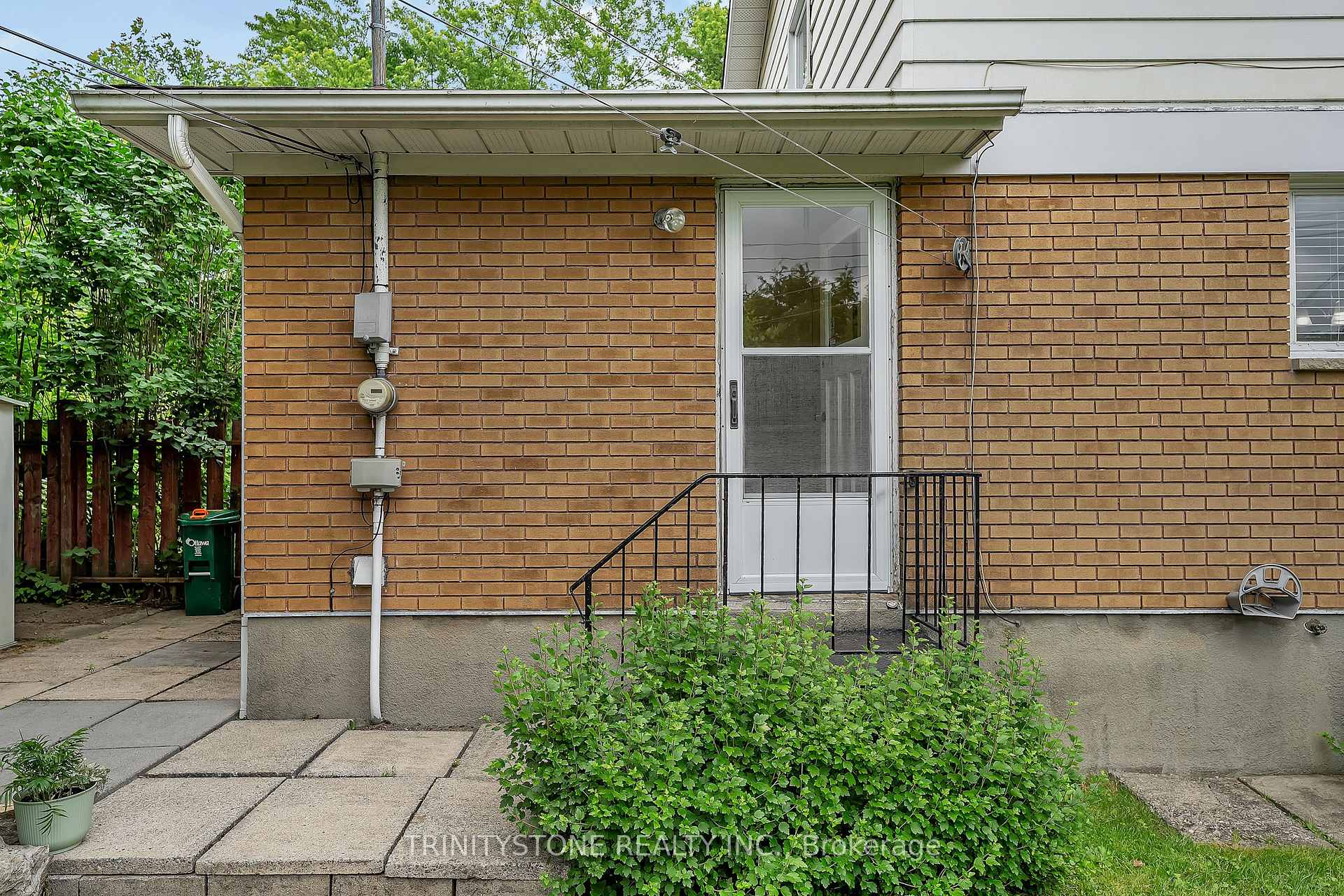 Photo 34 of 7 Pulford Crescent, Ottawa, Bayshore — HOMEH