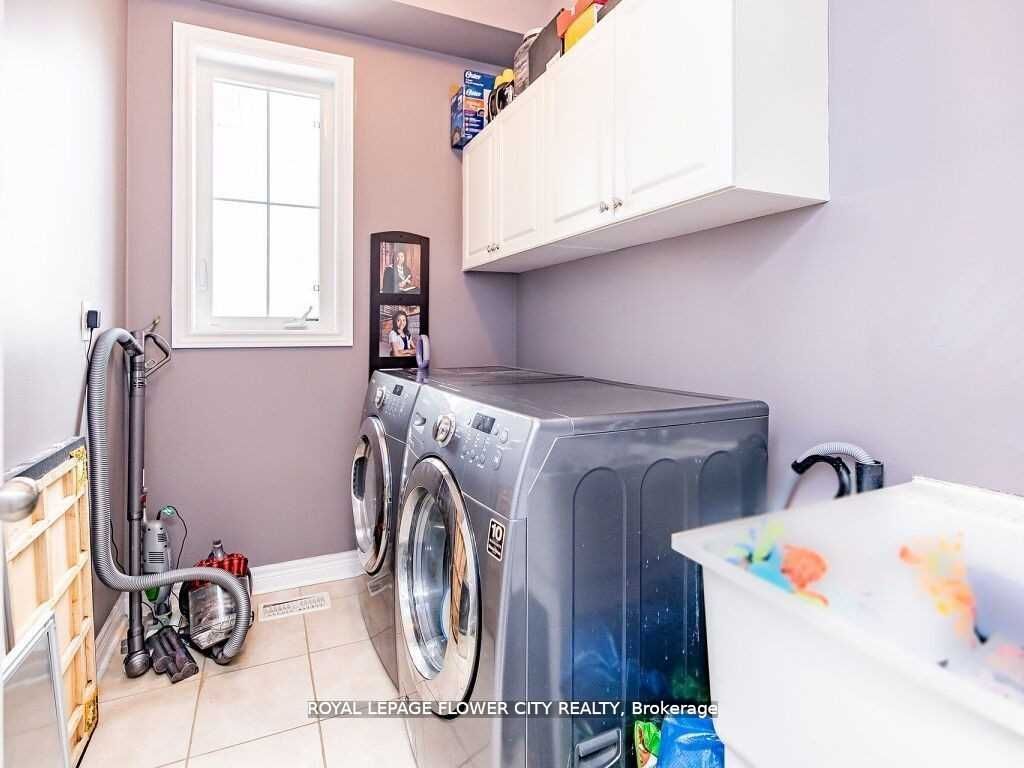 Photo 35 of 39 Bear Run Road, Brampton, Credit Valley — HOMEH