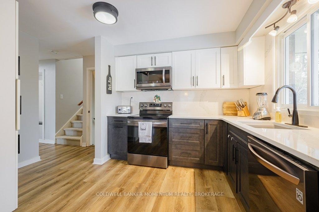 Photo 12 of 22 Royal Henley Boulevard, St. Catharines, Martindale Pond — HOMEH