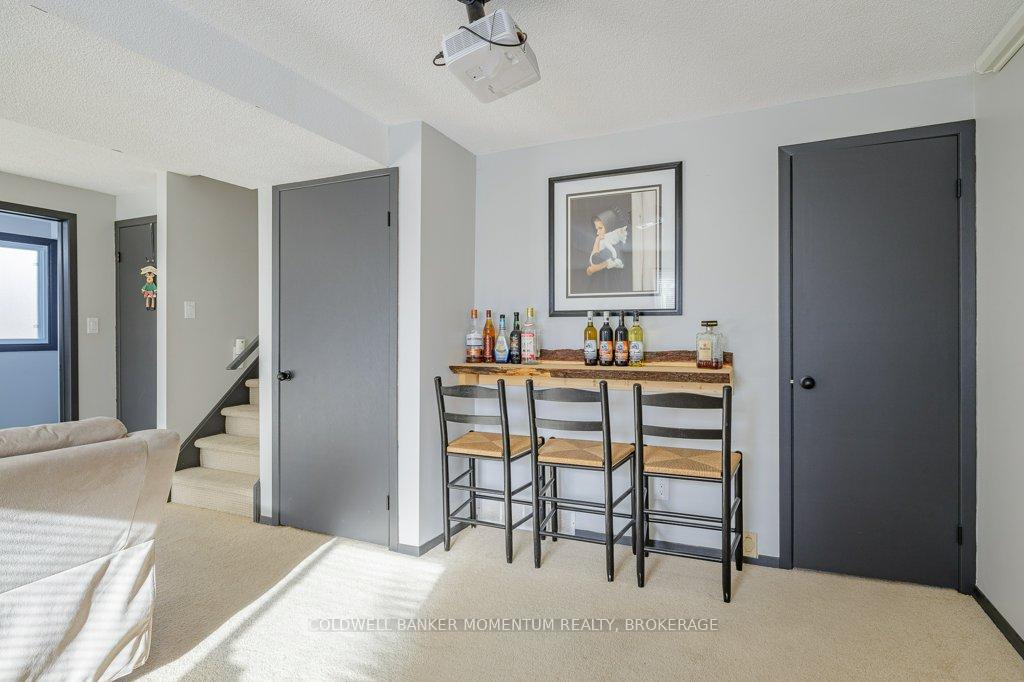 Photo 19 of 22 Royal Henley Boulevard, St. Catharines, Martindale Pond — HOMEH