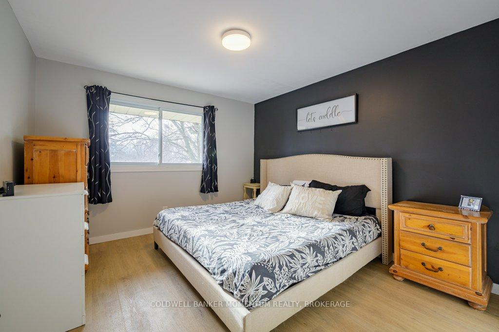Photo 25 of 22 Royal Henley Boulevard, St. Catharines, Martindale Pond — HOMEH