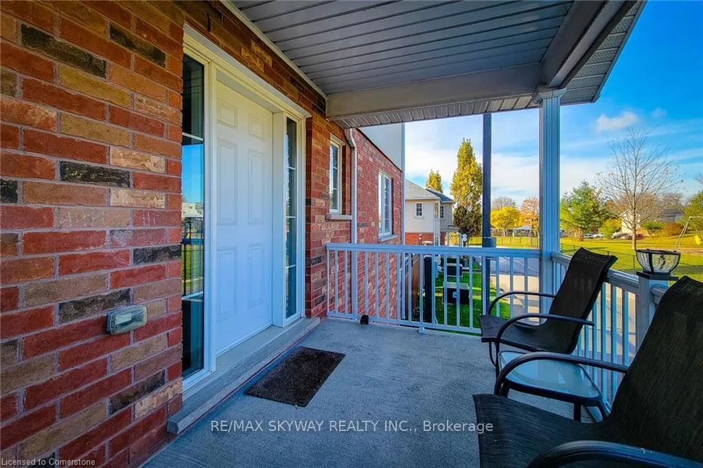 Photo 3 of Unit 49, 20 Mcconkey Crescent, Brantford — HOMEH