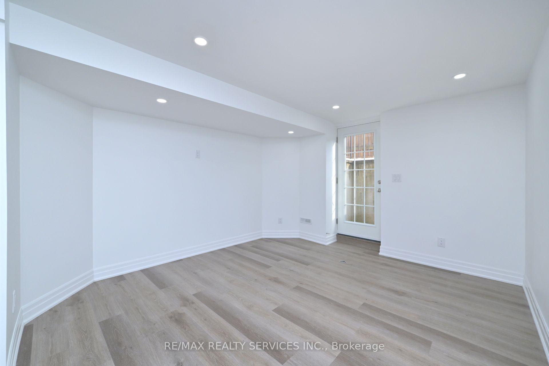 Photo 8 of Unit Basement, 99 Burnt Elm Drive, Brampton, Northwest Sandalwood Parkway — HOMEH