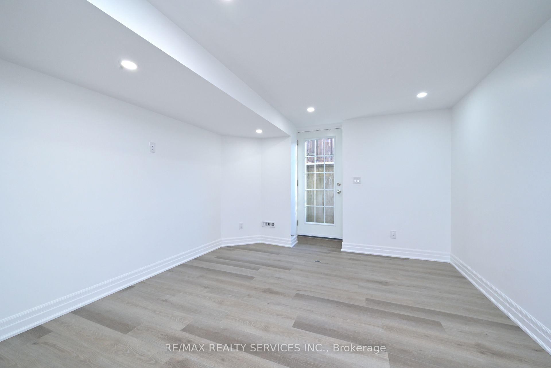 Photo 9 of Unit Basement, 99 Burnt Elm Drive, Brampton, Northwest Sandalwood Parkway — HOMEH