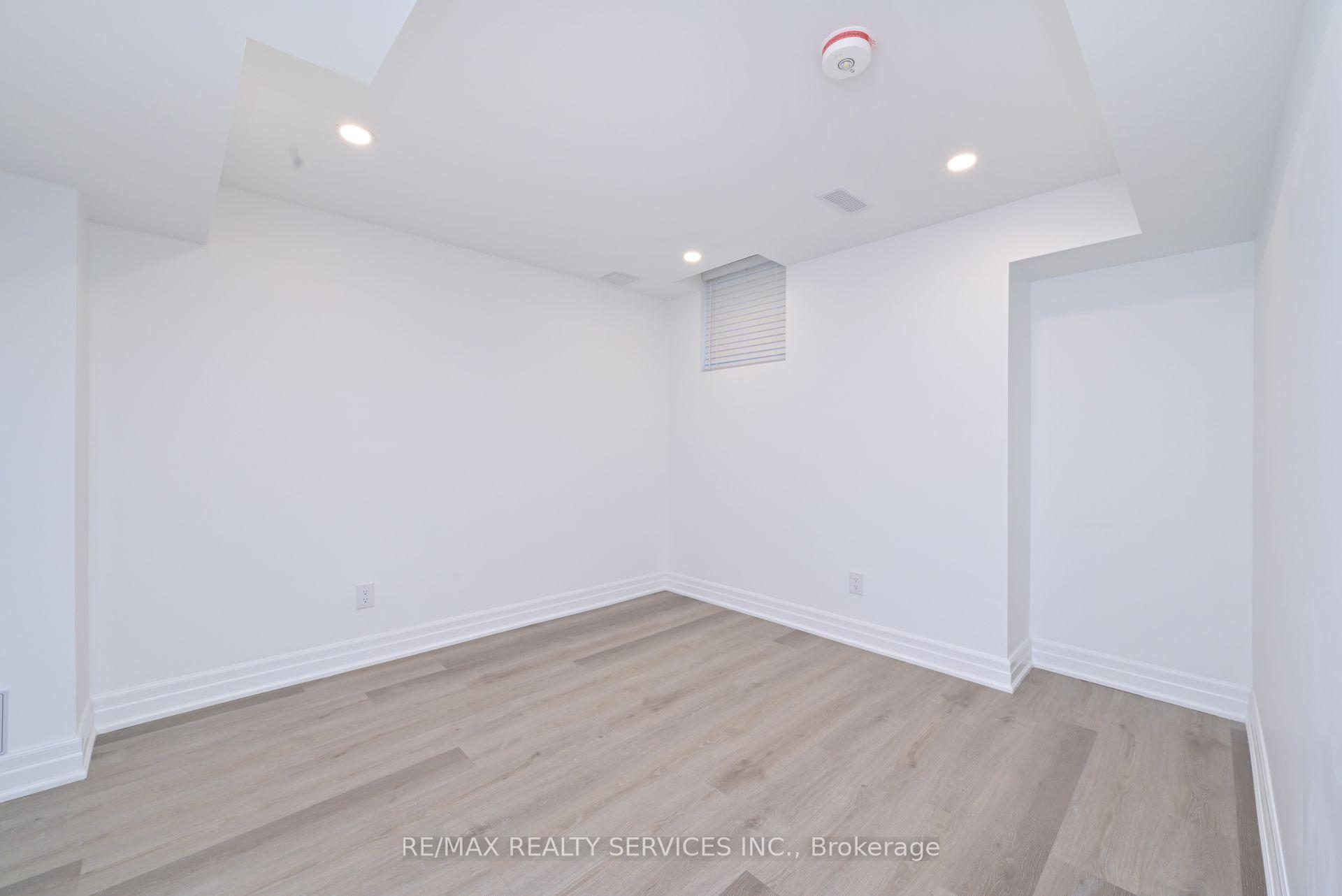 Photo 14 of Unit Basement, 99 Burnt Elm Drive, Brampton, Northwest Sandalwood Parkway — HOMEH