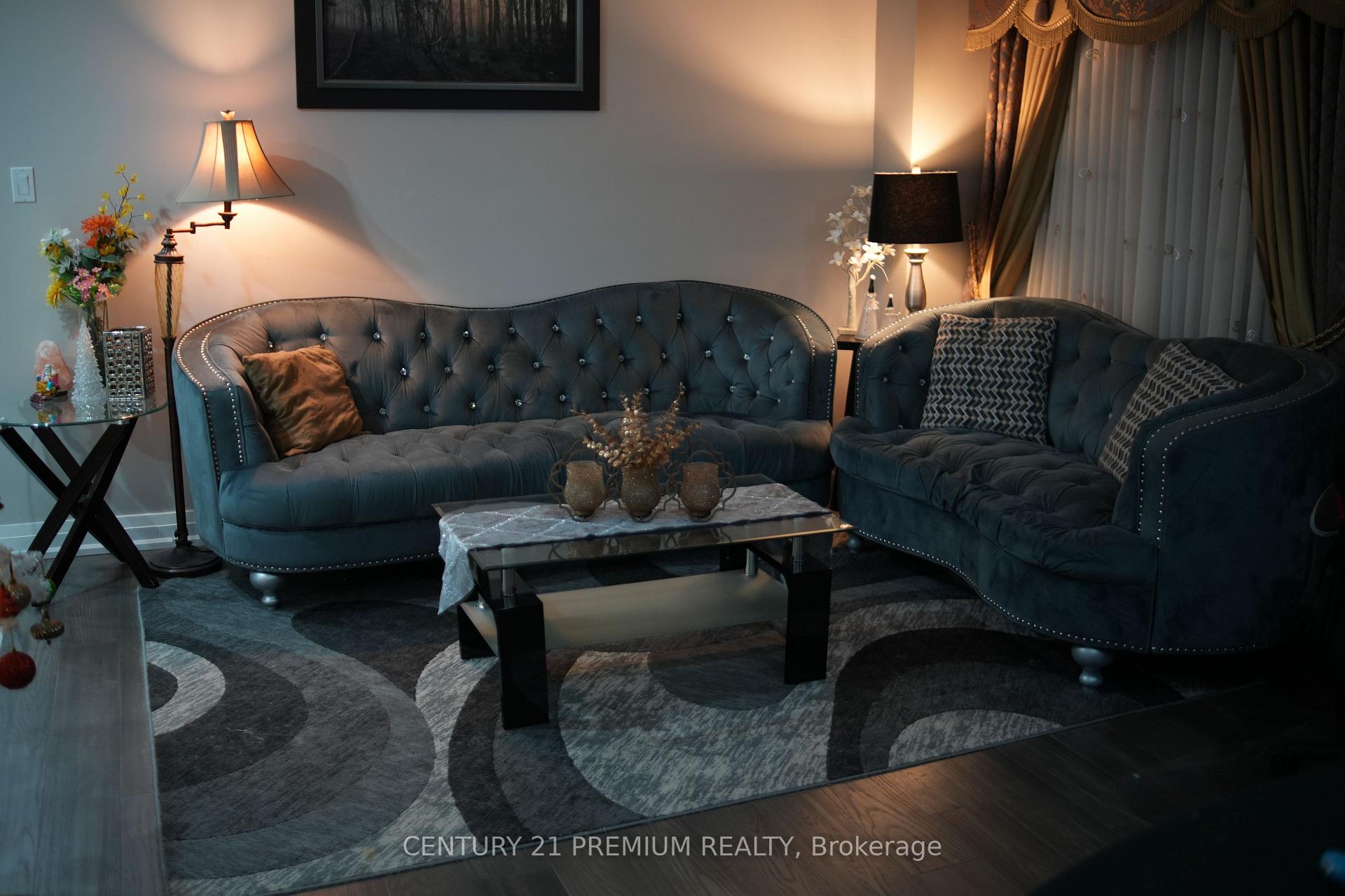 Photo 7 of 21 Sweet Clover Crescent, Brampton, Sandringham-Wellington — HOMEH