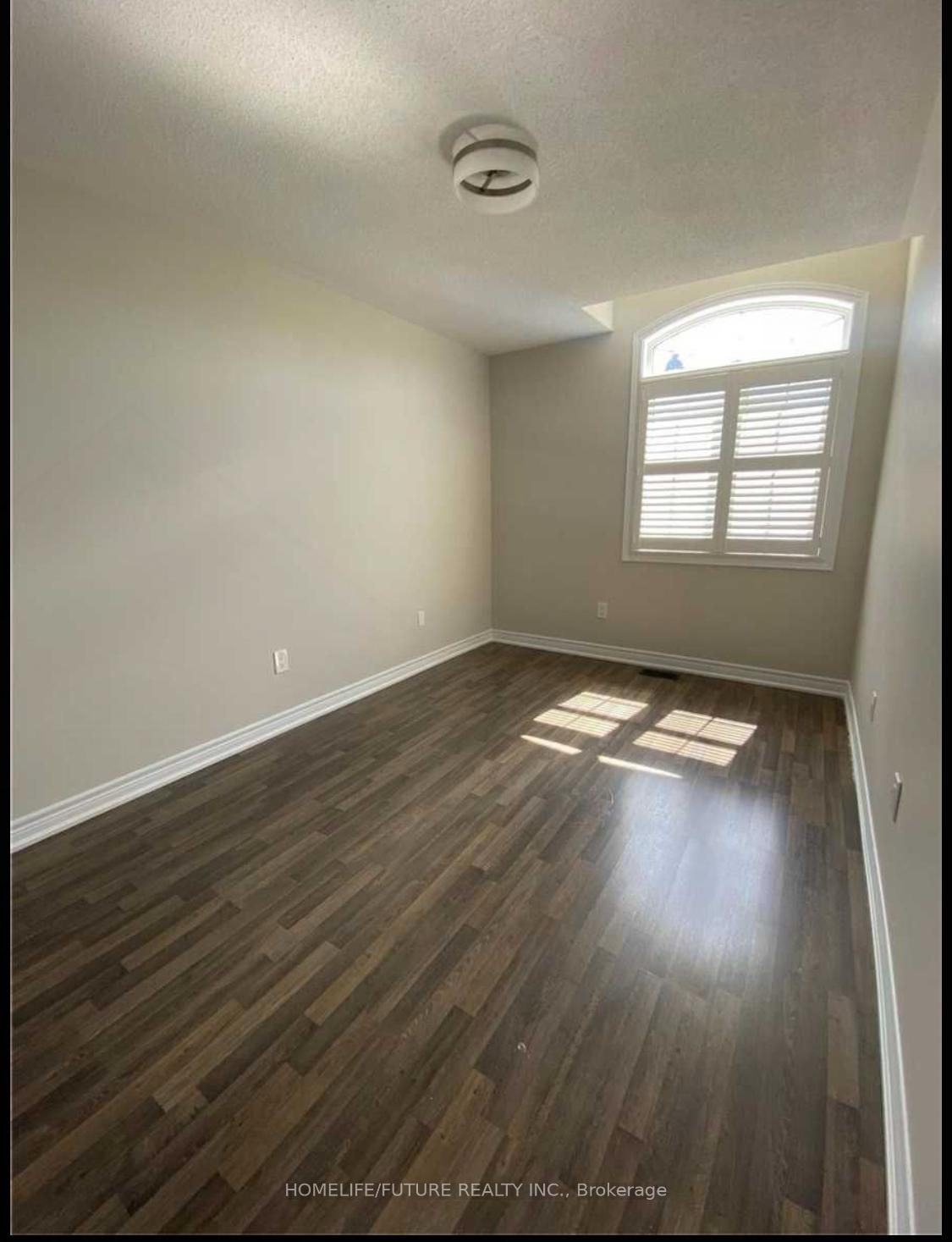 Photo 10 of 20 Ledger Point Crescent, Brampton, Sandringham-Wellington North — HOMEH
