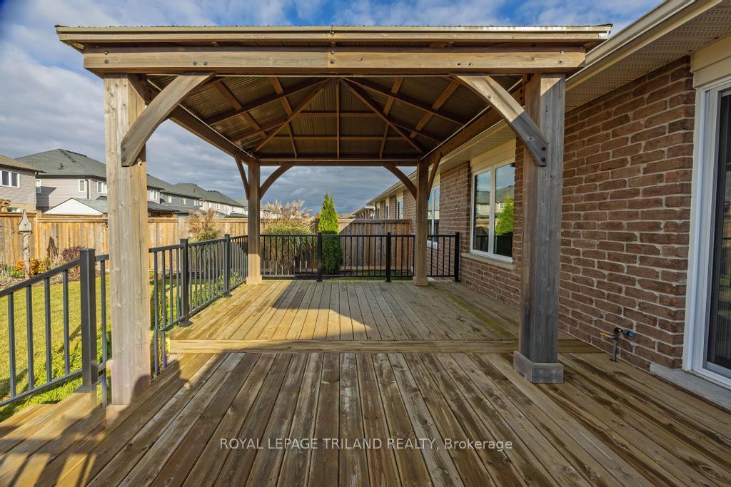 Photo 29 of 16 Ashberry Place, St. Thomas — HOMEH