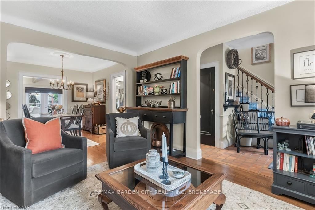 Photo 8 of 8 Ridgewood Road, St. Catharines, Old Glenridge — HOMEH