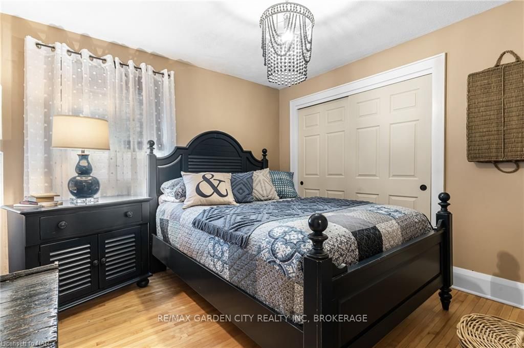 Photo 22 of 8 Ridgewood Road, St. Catharines, Old Glenridge — HOMEH
