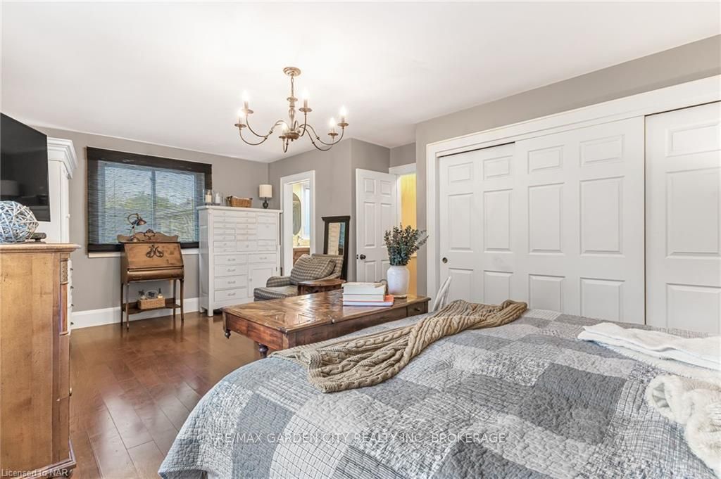 Photo 24 of 8 Ridgewood Road, St. Catharines, Old Glenridge — HOMEH