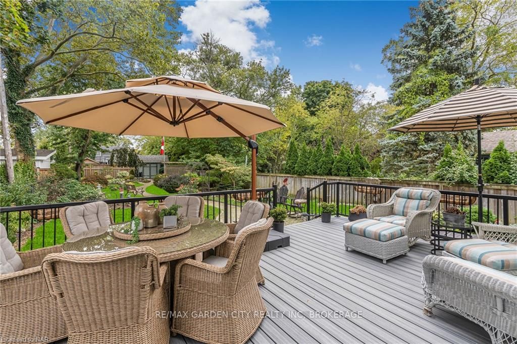 Photo 28 of 8 Ridgewood Road, St. Catharines, Old Glenridge — HOMEH