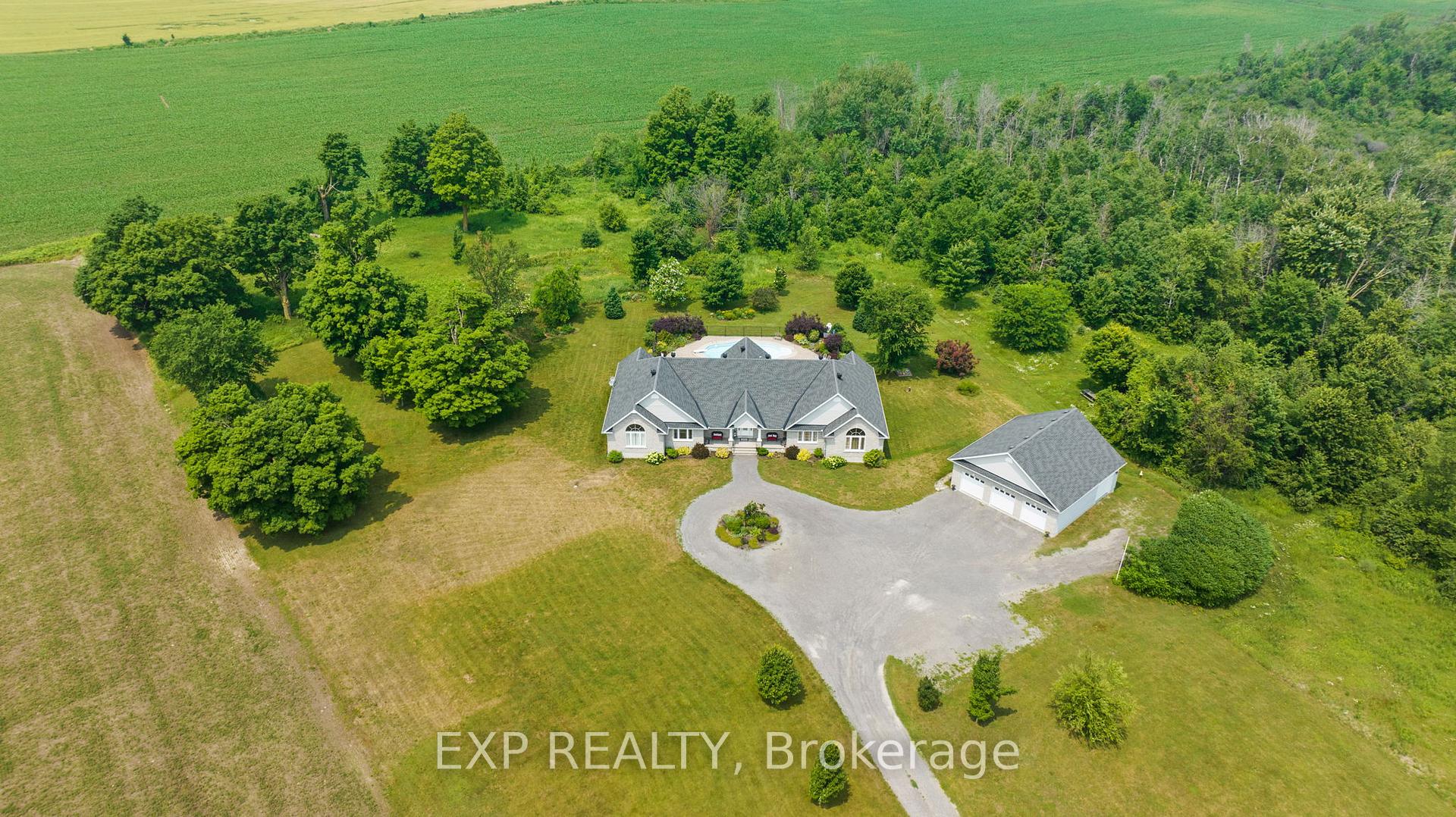 Photo 2 of 5940 Brophy Drive, Ottawa, South of Fallowfield Road — HOMEH