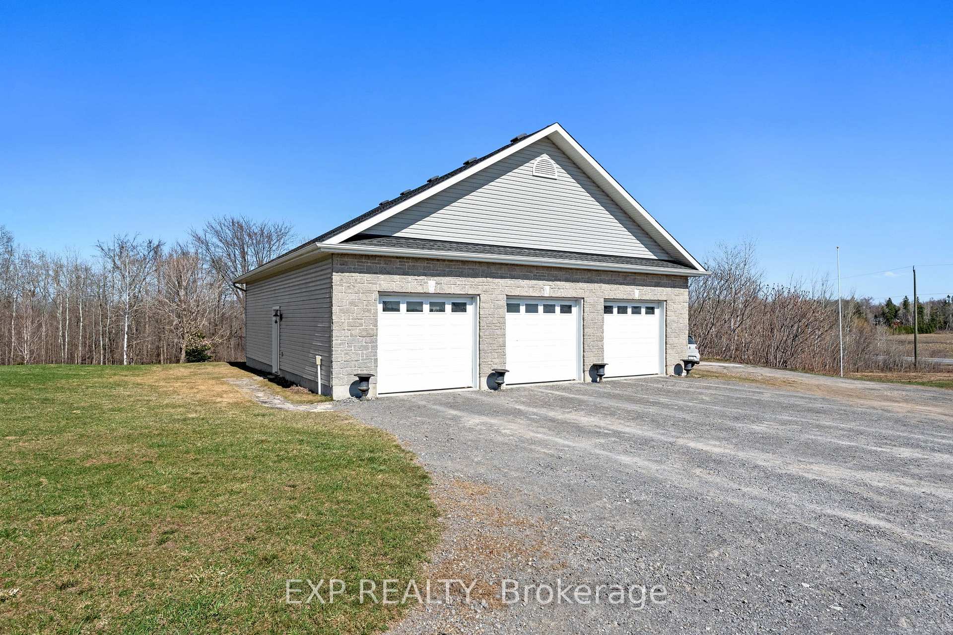 Photo 6 of 5940 Brophy Drive, Ottawa, South of Fallowfield Road — HOMEH