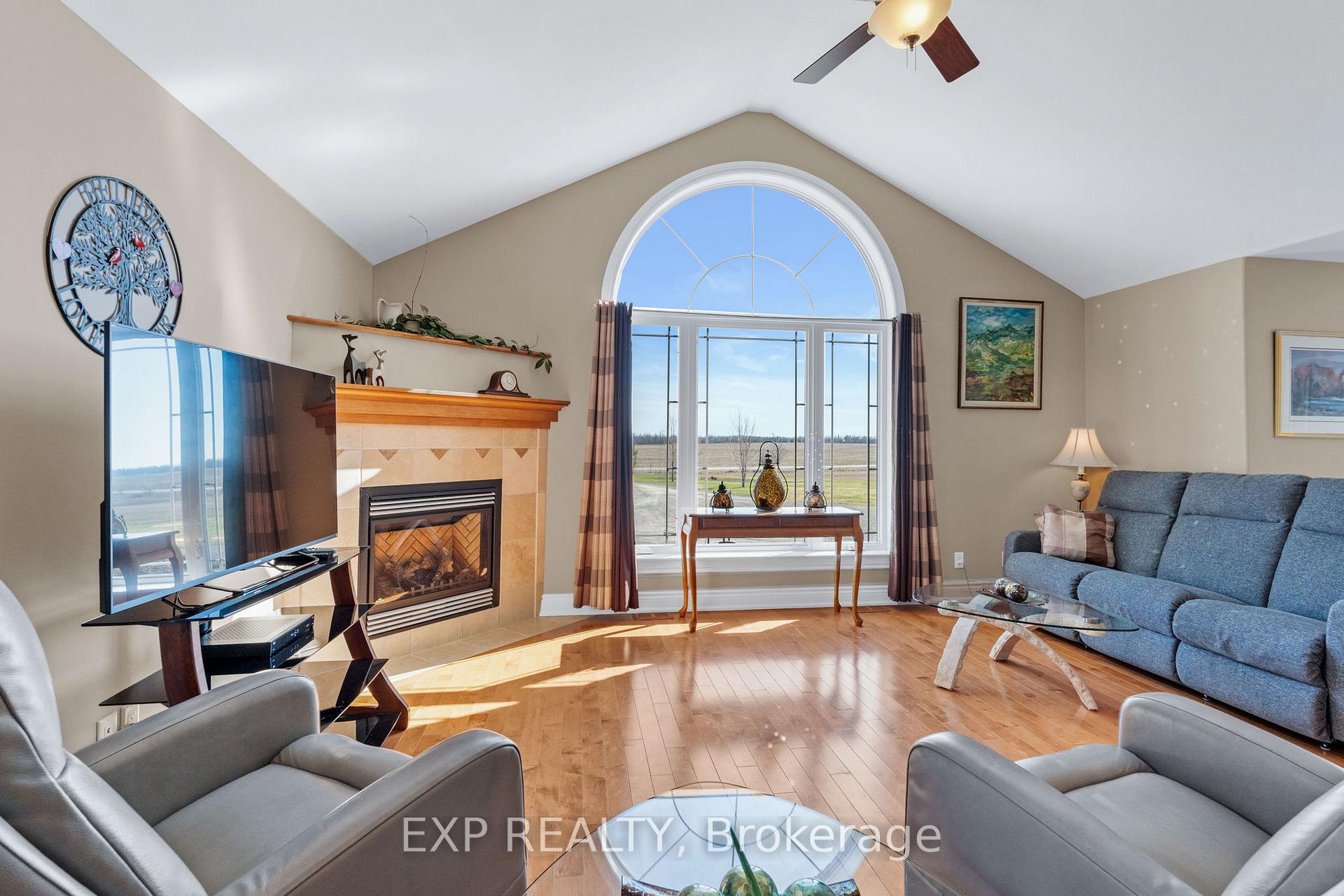Photo 8 of 5940 Brophy Drive, Ottawa, South of Fallowfield Road — HOMEH