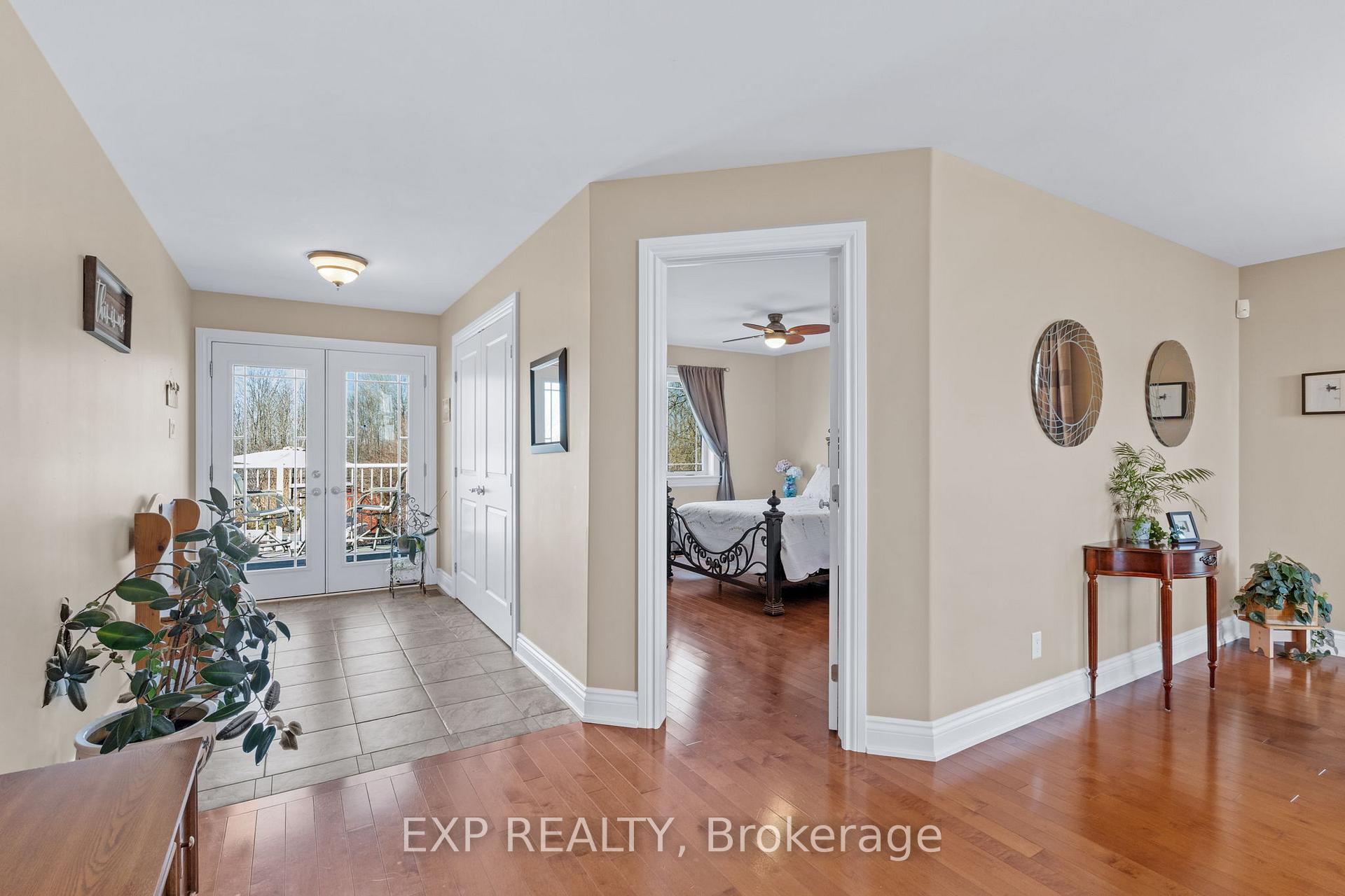 Photo 12 of 5940 Brophy Drive, Ottawa, South of Fallowfield Road — HOMEH