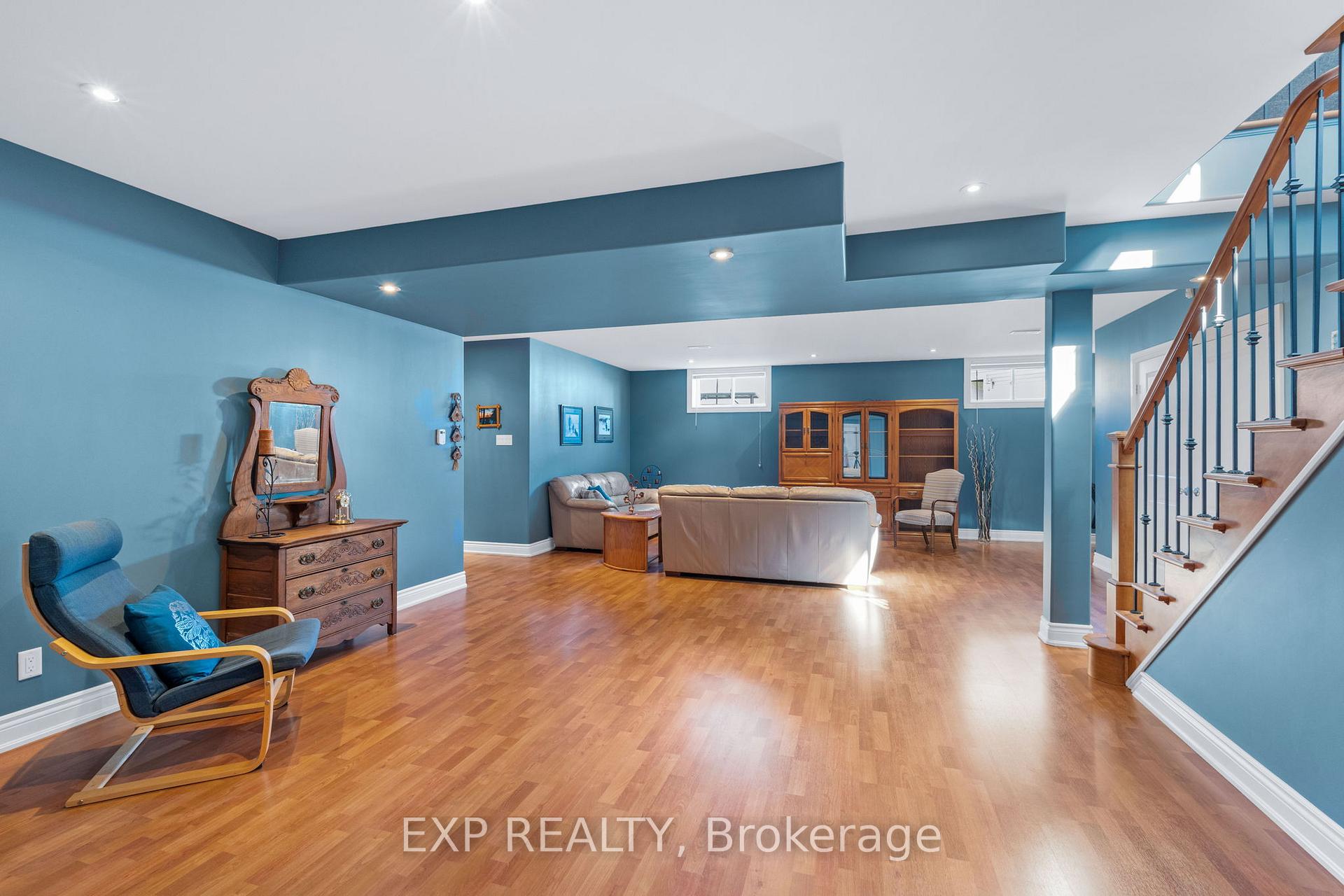 Photo 19 of 5940 Brophy Drive, Ottawa, South of Fallowfield Road — HOMEH