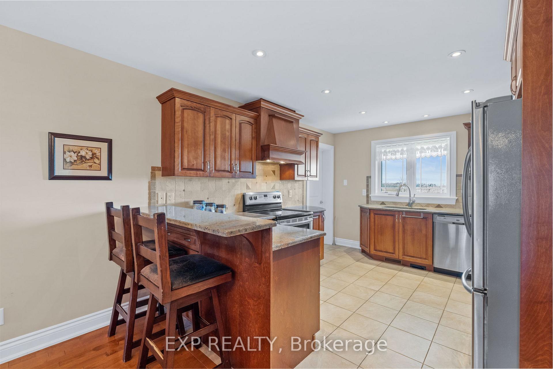 Photo 22 of 5940 Brophy Drive, Ottawa, South of Fallowfield Road — HOMEH