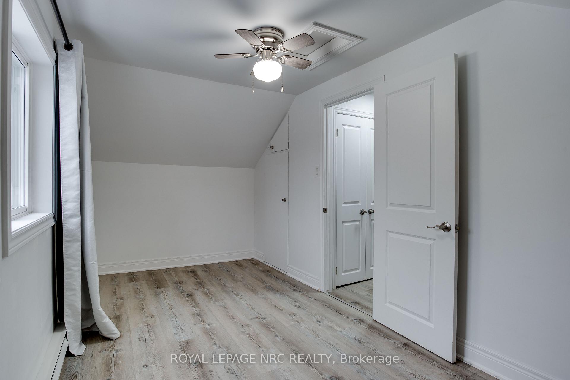 Photo 17 of 27 Doncaster Boulevard, St. Catharines, Fairview — HOMEH