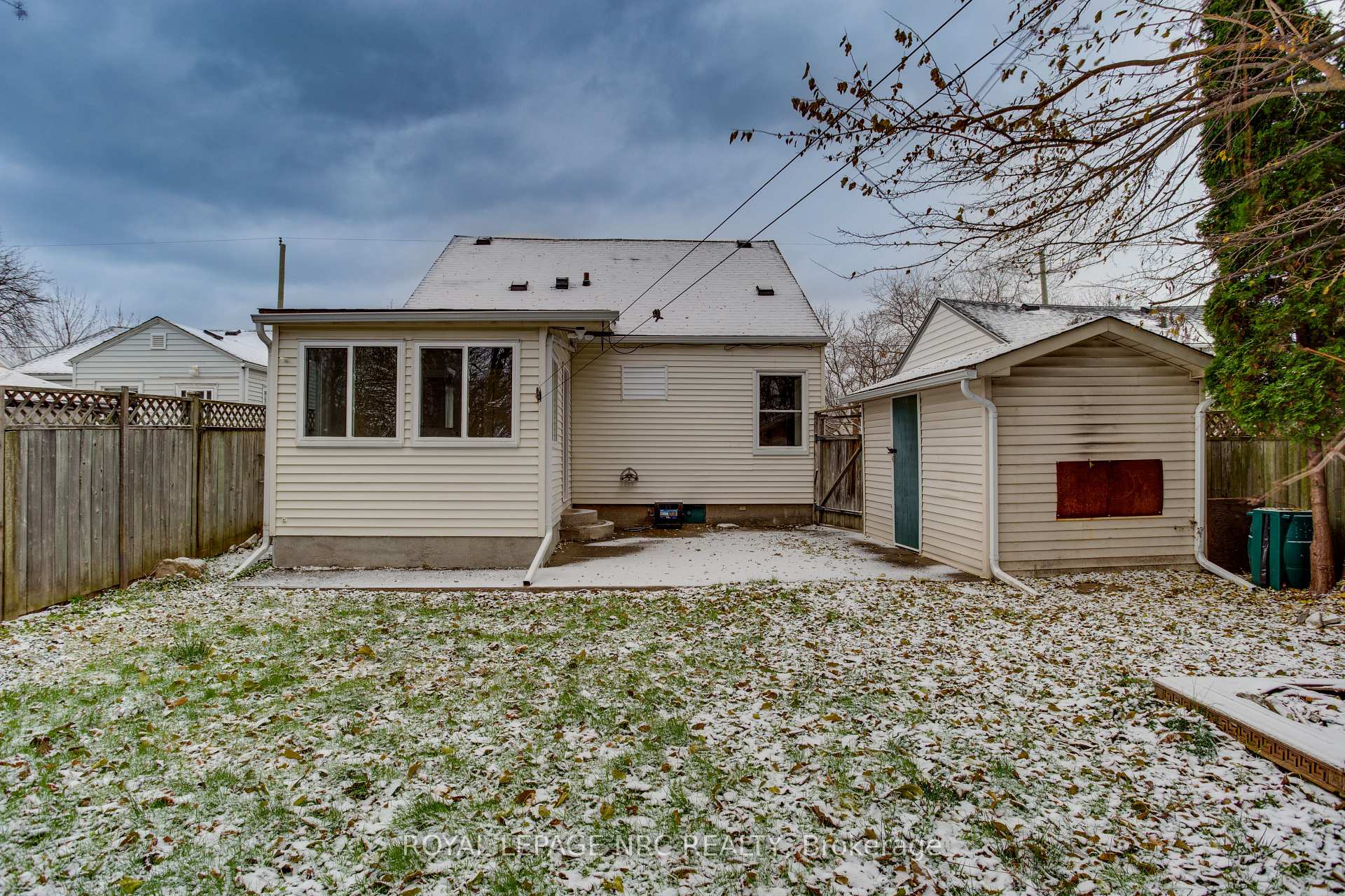 Photo 20 of 27 Doncaster Boulevard, St. Catharines, Fairview — HOMEH