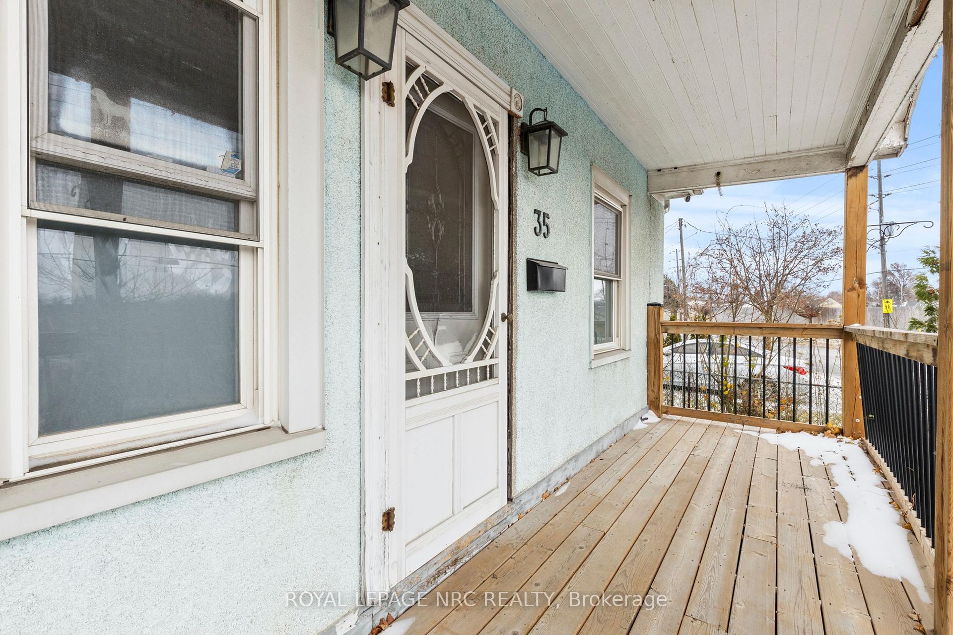 Photo 4 of 35 Carlton Street, St. Catharines, Haig — HOMEH