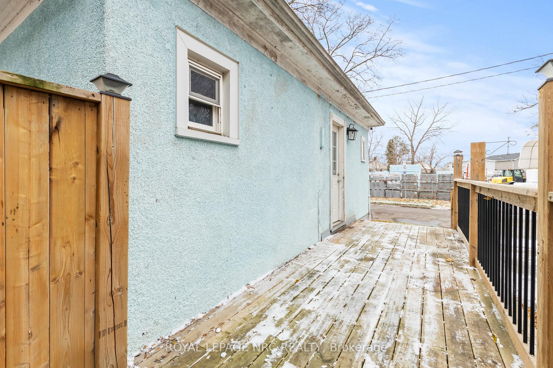 Photo 21 of 35 Carlton Street, St. Catharines, Haig — HOMEH