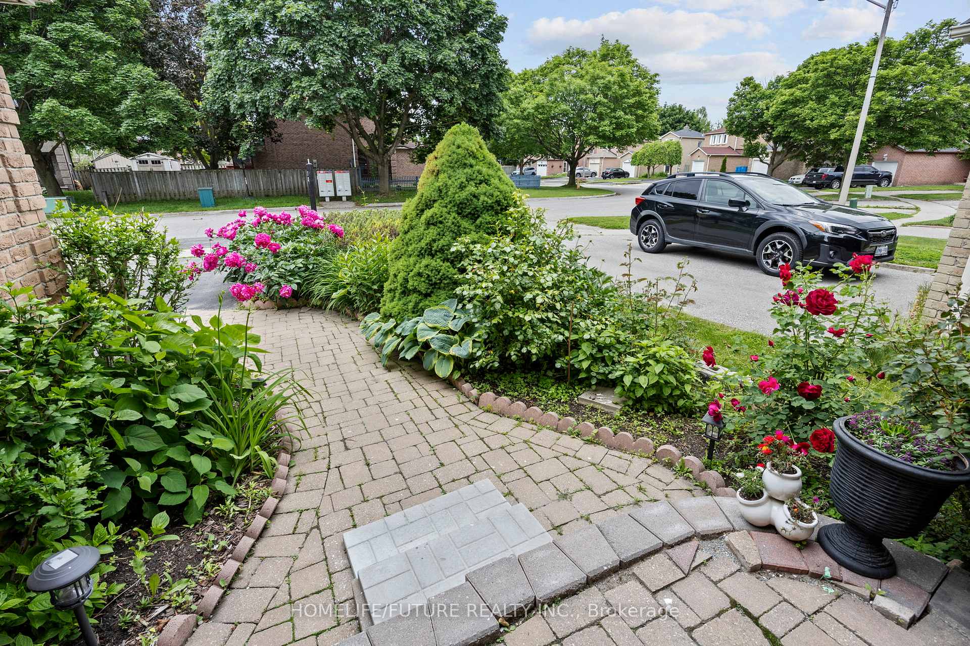 Photo 5 of 80 Chatfield Drive, Ajax, Central West — HOMEH