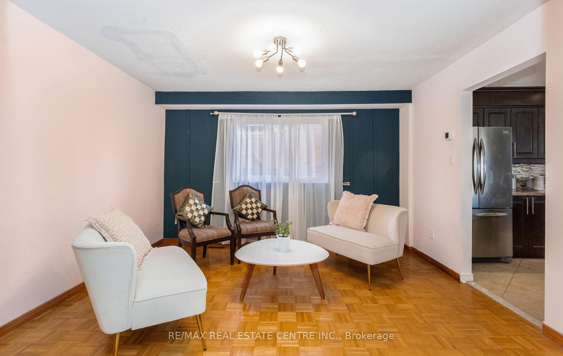 Photo 8 of 34 Corkett Drive S, Brampton, Northwood Park — HOMEH