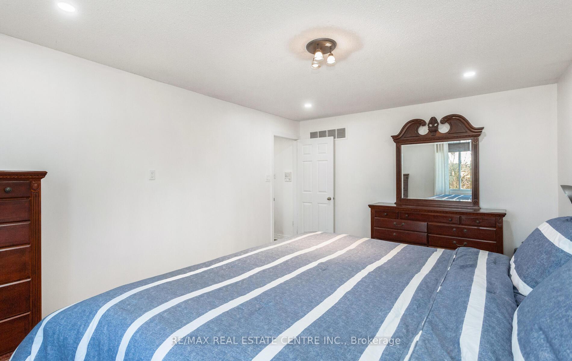 Photo 27 of 34 Corkett Drive S, Brampton, Northwood Park — HOMEH