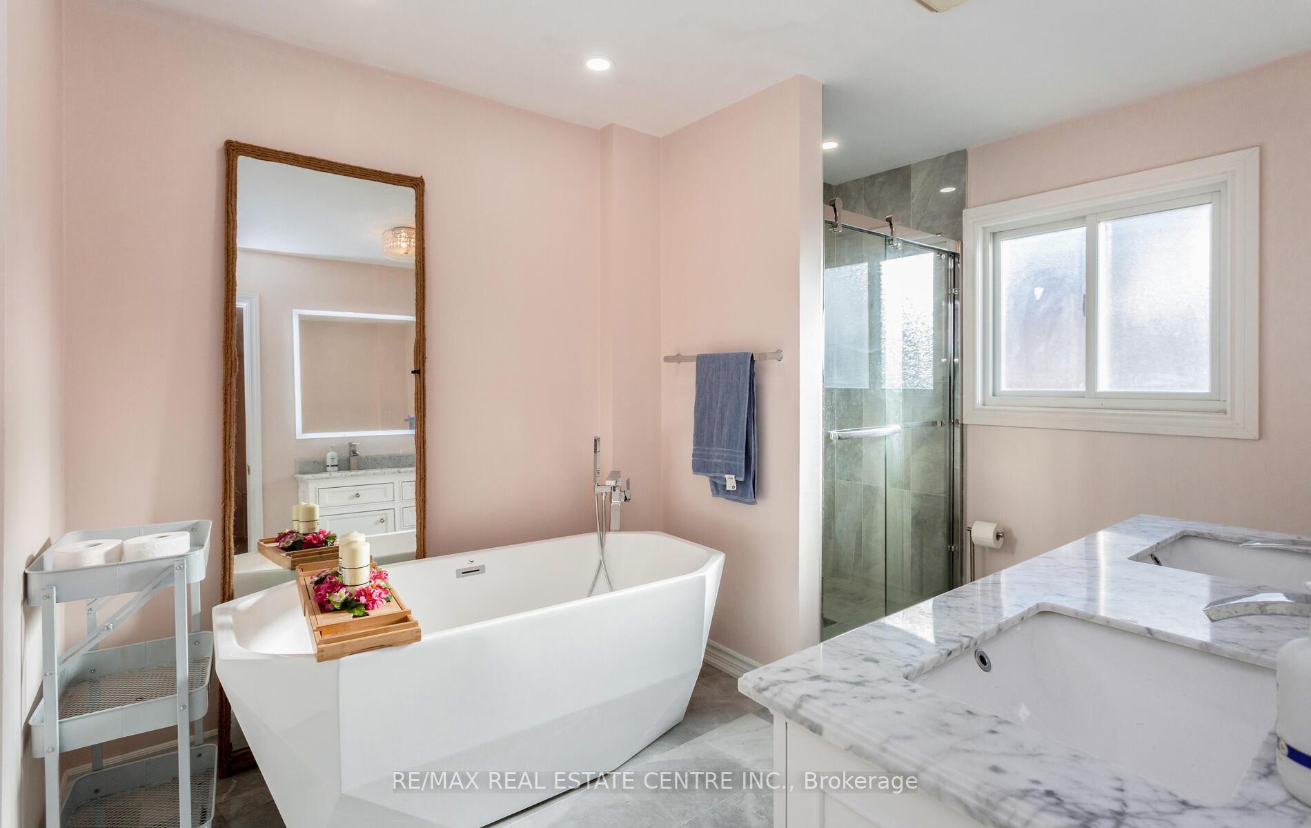 Photo 32 of 34 Corkett Drive S, Brampton, Northwood Park — HOMEH