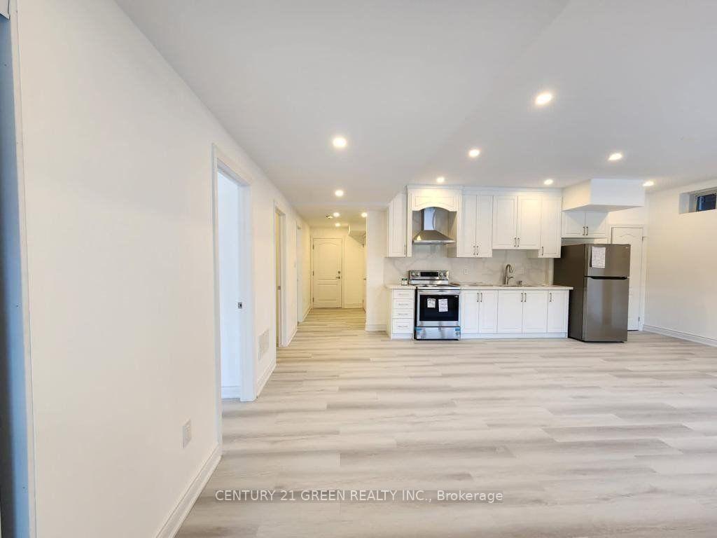 Photo 4 of Unit Bsmt, 66 Malaspina Close, Brampton, Bram West — HOMEH