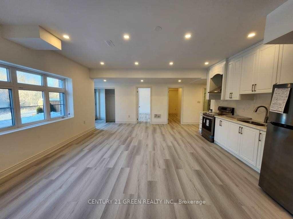 Photo 6 of Unit Bsmt, 66 Malaspina Close, Brampton, Bram West — HOMEH