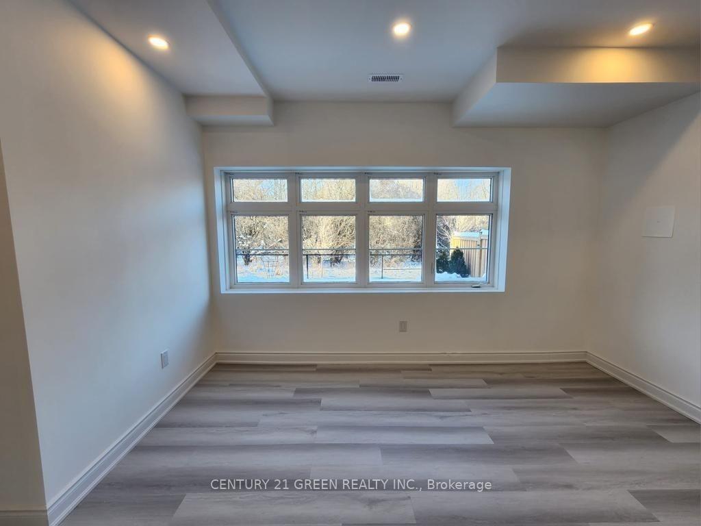 Photo 7 of Unit Bsmt, 66 Malaspina Close, Brampton, Bram West — HOMEH