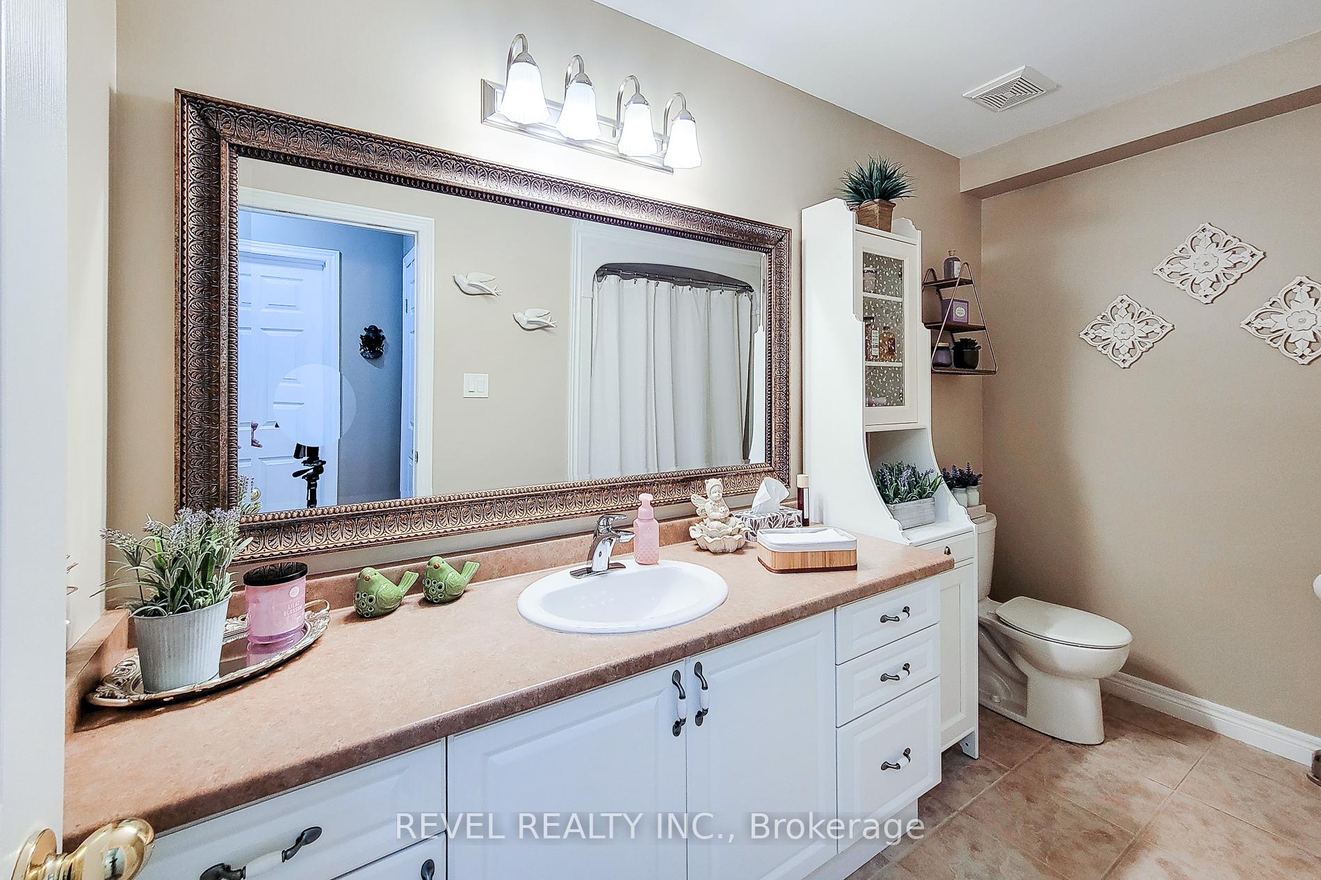 Photo 28 of 2 Hampshire Place, Hamilton, Stoney Creek Mountain — HOMEH