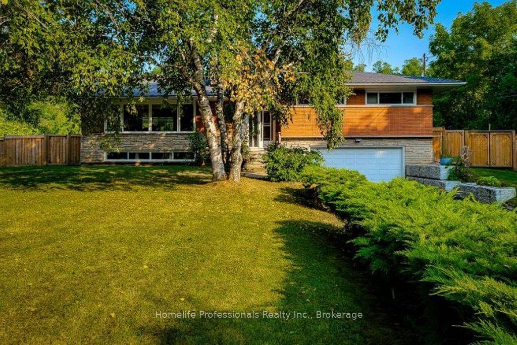 Photo 1 of 1577 Regional 56 Road, Hamilton, Rural Glanbrook — HOMEH