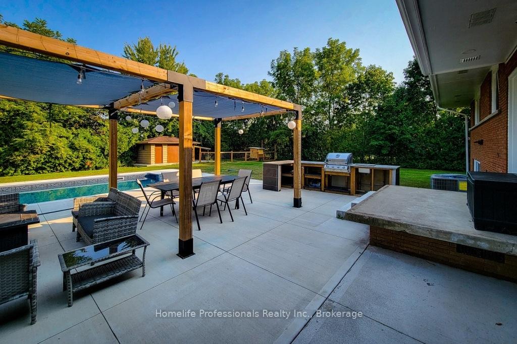 Photo 10 of 1577 Regional 56 Road, Hamilton, Rural Glanbrook — HOMEH