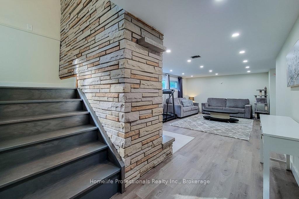 Photo 35 of 1577 Regional 56 Road, Hamilton, Rural Glanbrook — HOMEH
