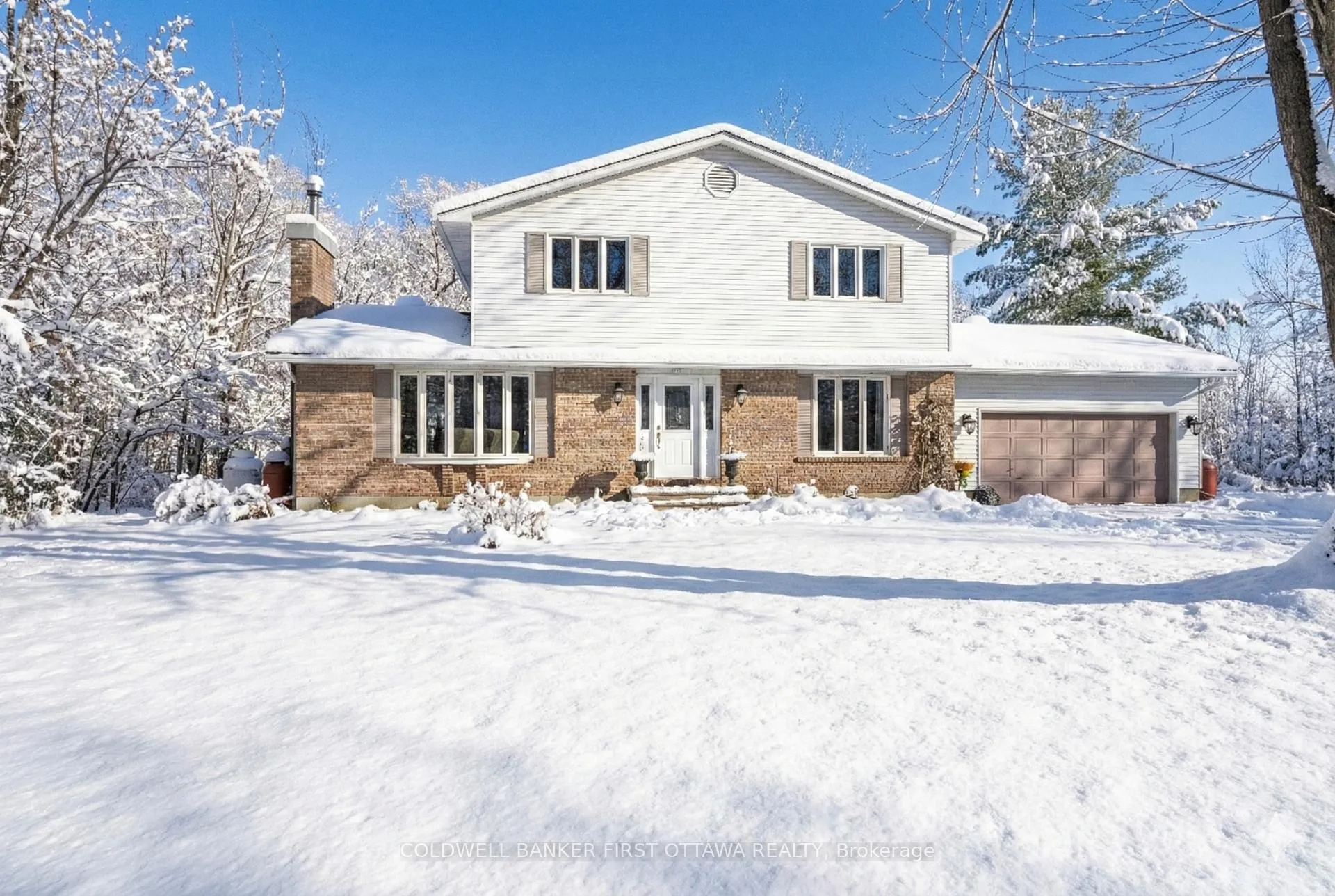 Front of 3900 Stonecrest Road