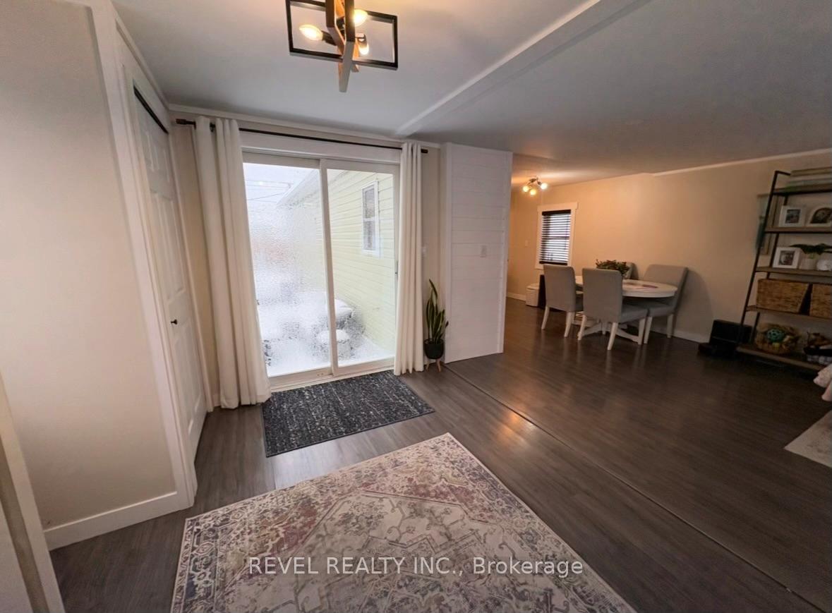 Photo 2 of 12 Ford Street, Cochrane — HOMEH