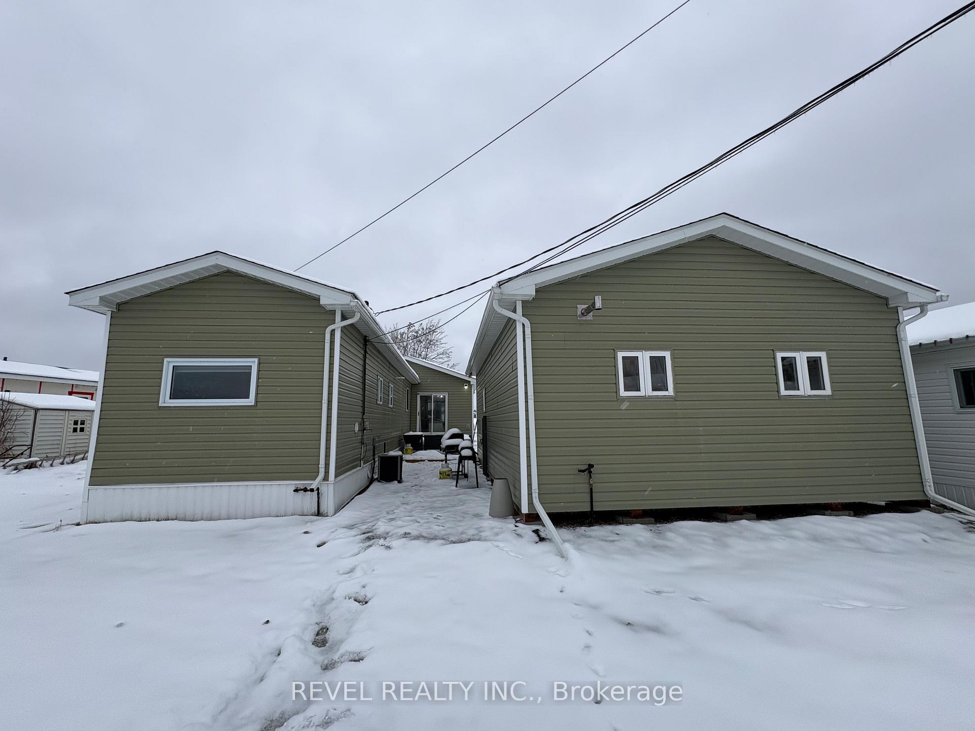 Photo 19 of 12 Ford Street, Cochrane — HOMEH