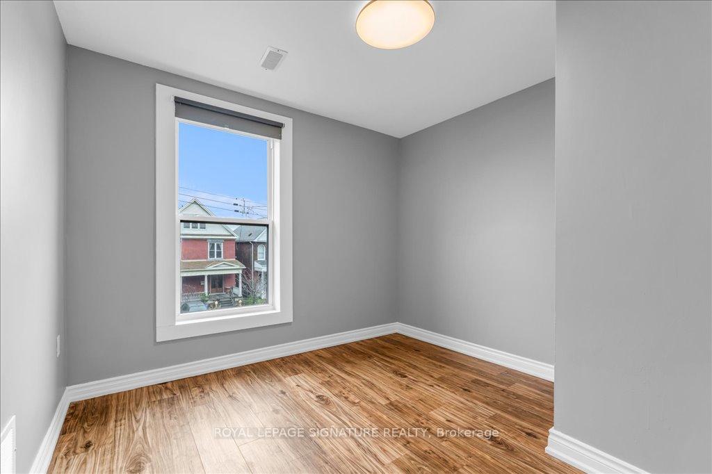 Photo 4 of 480 King William Street, Hamilton, Landsdale — HOMEH