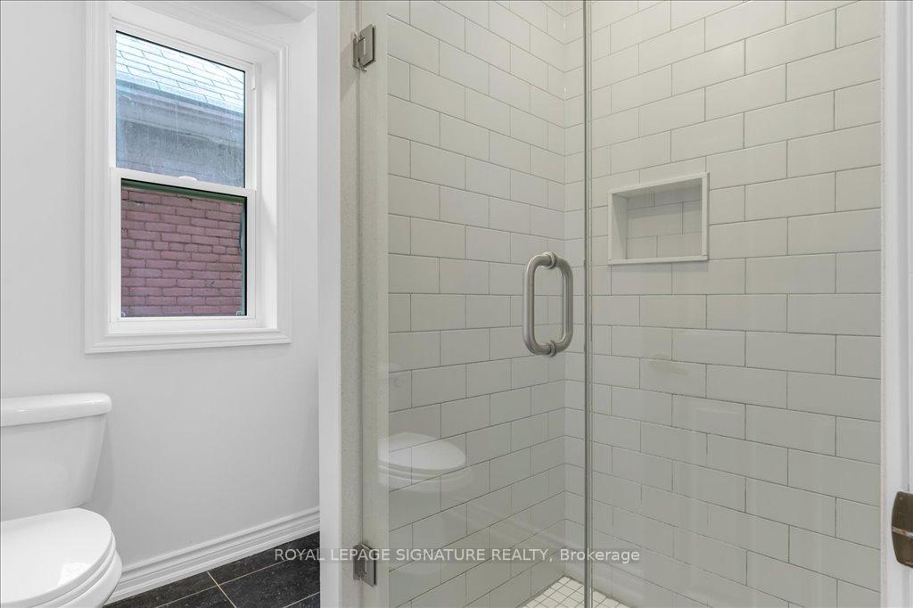 Photo 8 of 480 King William Street, Hamilton, Landsdale — HOMEH